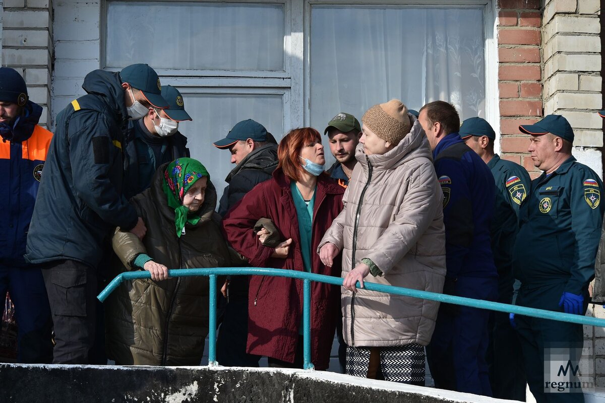    Пациенты гериатрических пансионатов, расположенных на левом берегу Днепра Александр Полегенько © ИА REGNUM