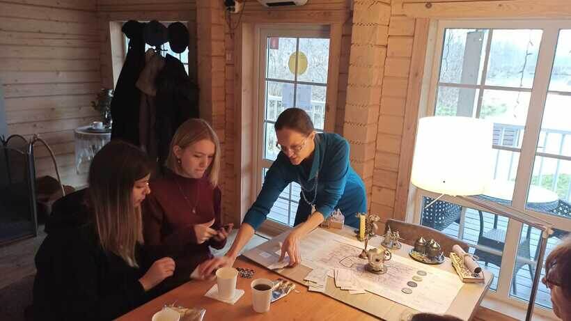    Просветительская игра академии Axiologos в «Вишневом саду» в честь Дня Народного Единства ©Пресс-служба АИР «Axiologos»