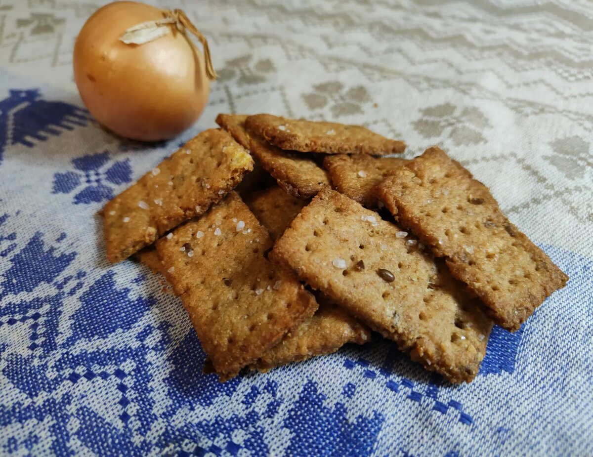 Цельнозерновые луковые крекеры 🤗 Веган 🌿 ПП (замена чипсам) | Будет  вкусно! | Дзен