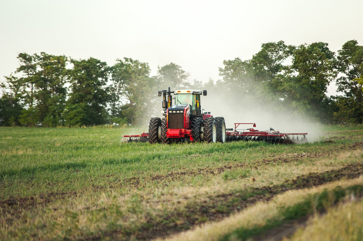 Трактор Ростсельмаш 2375