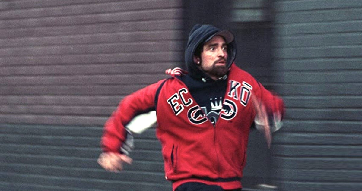 - Роберт, привет! Слыхал: вон там проводят кастинг на роль нового Бэтмена?..