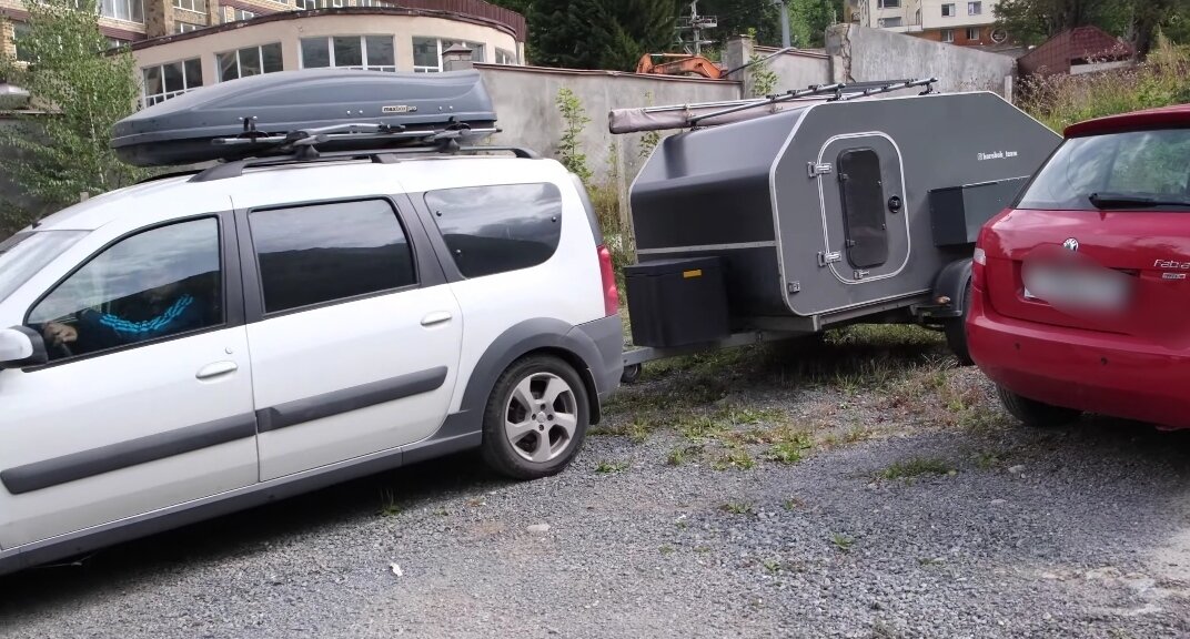 Парковка 43.290839,41.628718