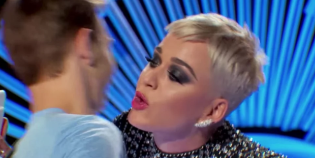 https://www.cosmopolitan.com/entertainment/a19403977/katy-perry-kiss-american-idol/ 