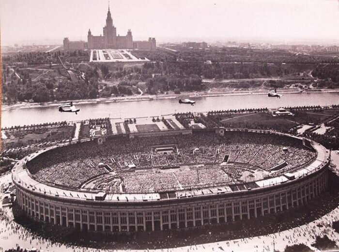 Фото: 1963 год, вид с самолета на стадион "Лужники" и МГУ