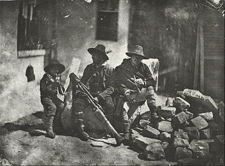 Уличные музыканты на набережной Бурбон