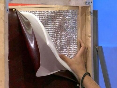 Недорогое утепление входной двери