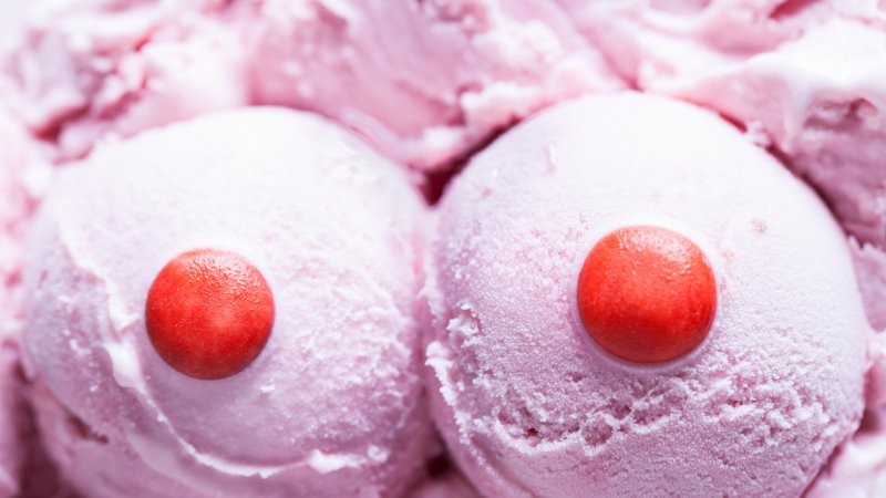  Женские соски | istockphoto