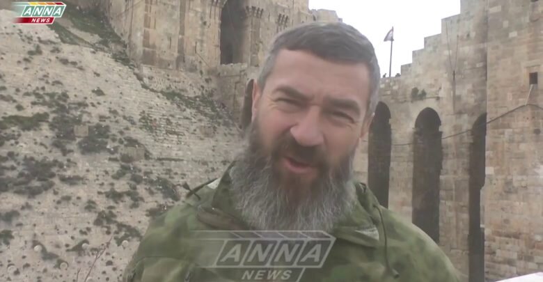 Командир дивизии сирийской армии, армянин, бросает вызов Эрдогану “Я армянин. И я здесь для того, чтобы вместе со всем нашим сирийским народом, нашей доблестной армией бороться против всех этих отморозков, против собаки Эрдогана – пса израильского. Пусть знает он, что в рядах сирийской армии и армяне борются против него”…