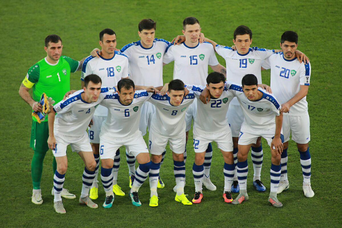 Ўз футбол. Узбекистан terma jamoasi. O'zbekiston Futbol terma jamoasi. Сборная Узбекистана по футболу 2000. Узбекские команды футбола.