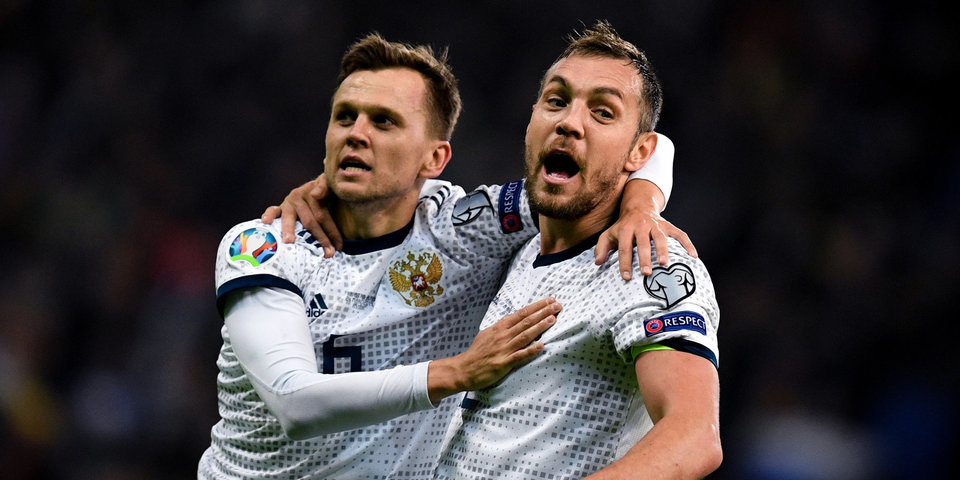 Ананидзе в роли реаниматолога, травма Роналду, новое празднование Гризманна, монструозная Англия и другие главные моменты двух первых туров отборочного турнира чемпионата Европы.