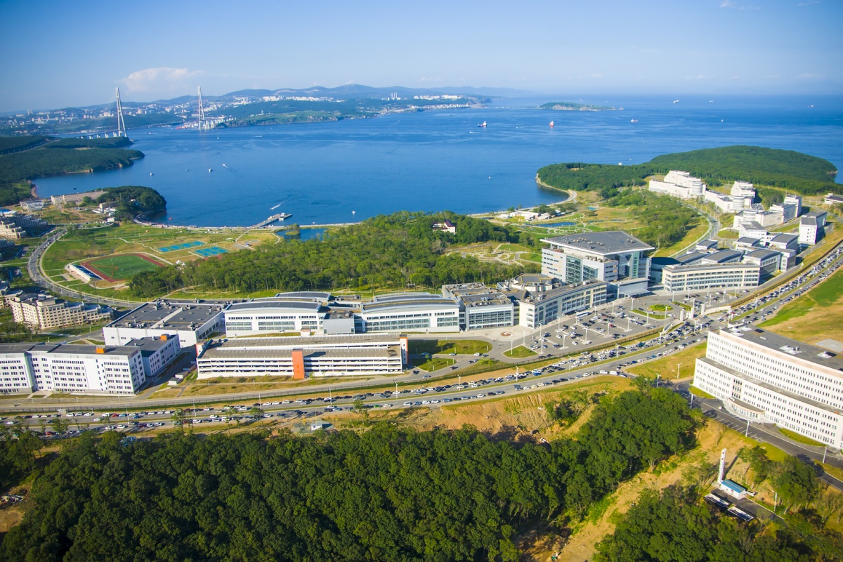 А это сам кампус с высоты птичьего полета