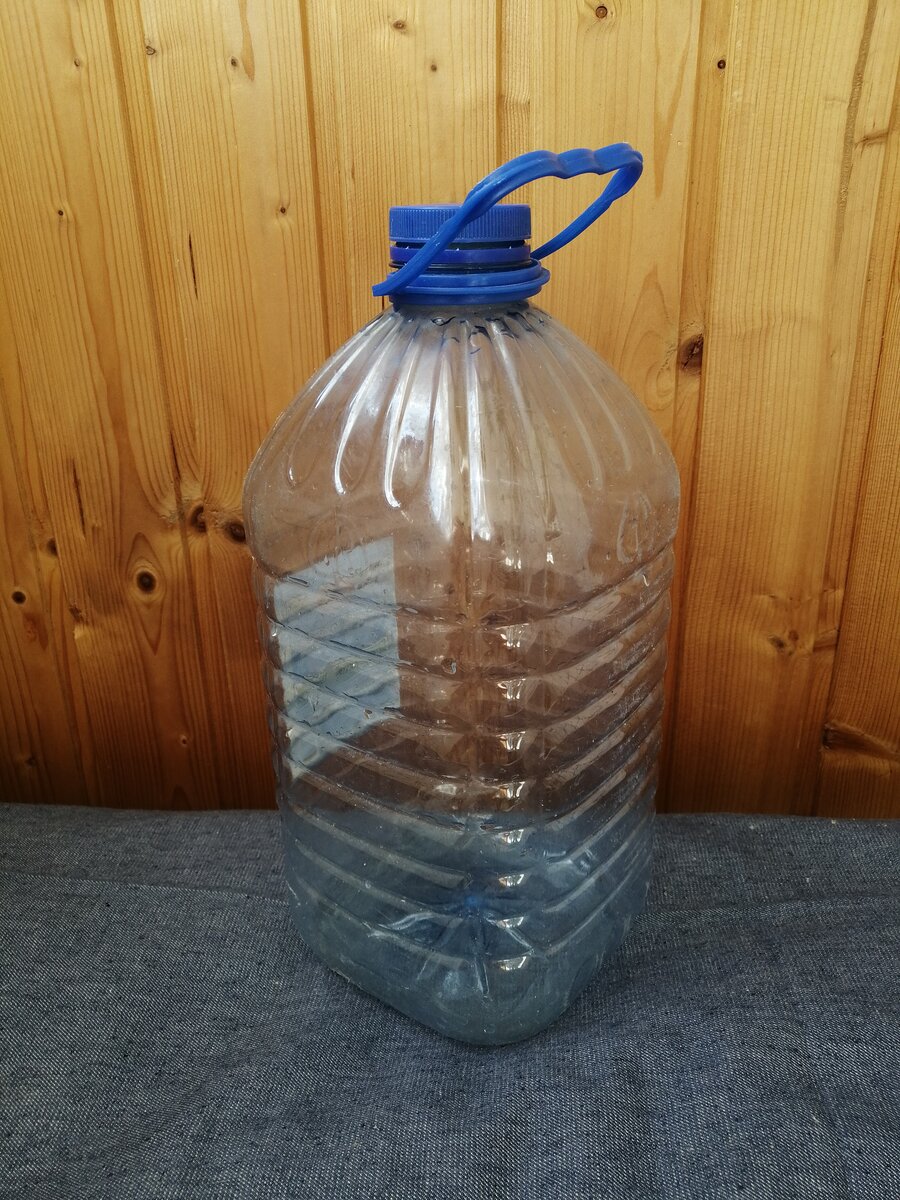 Пластиковая бутылка