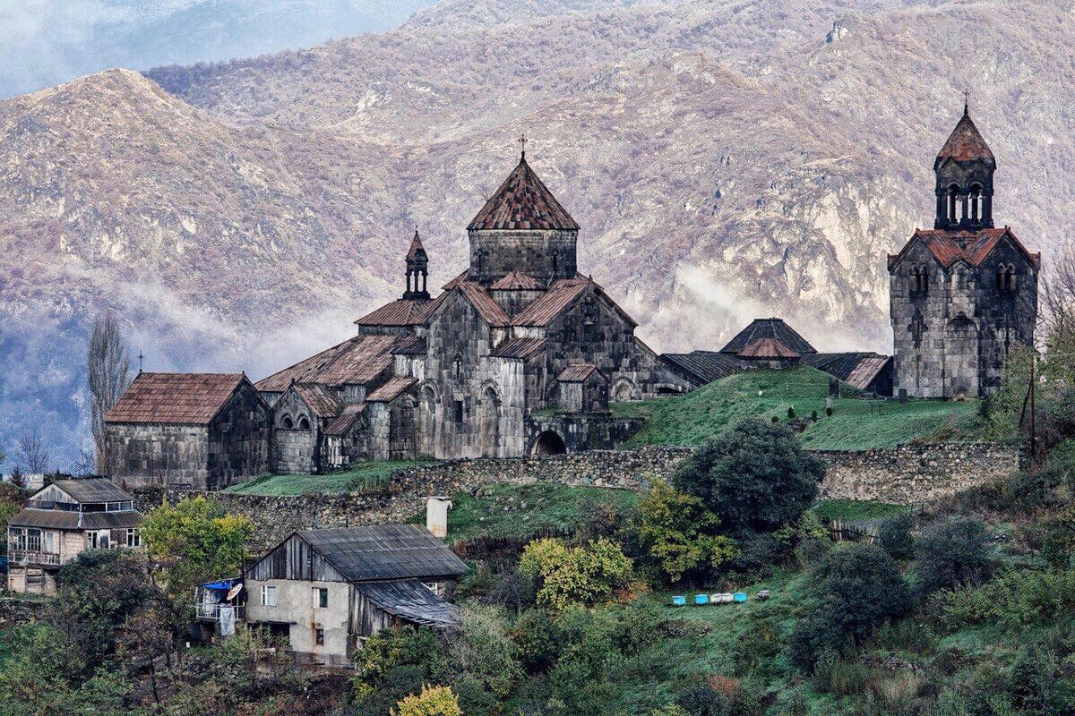 церковь в и армении