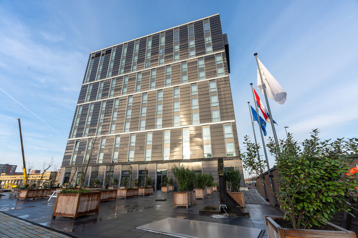 Breeze Hotel Amsterdam на ProHotel.ru