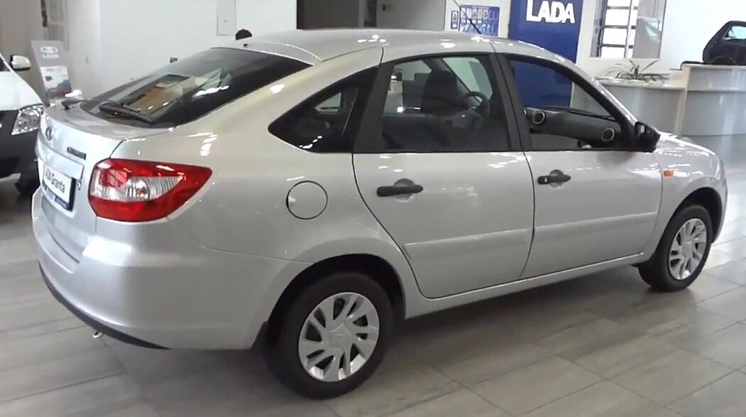 LADA GRANTA лифтбэк. Фото по лицензии pixabay.com