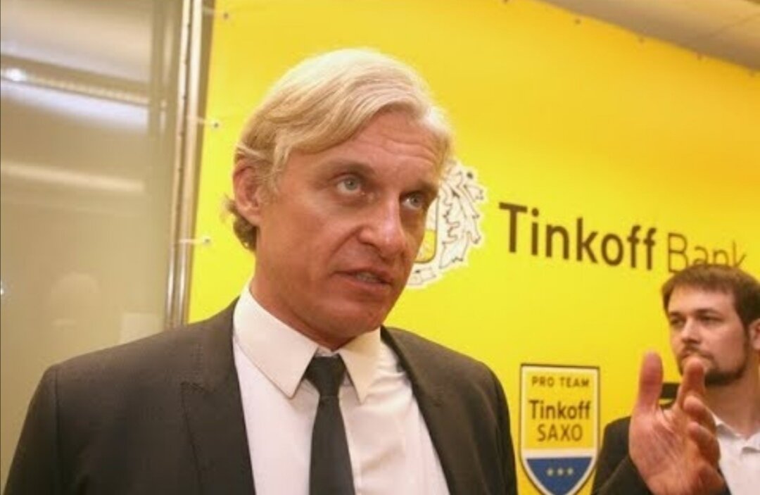 Кто хозяин банка тинькофф