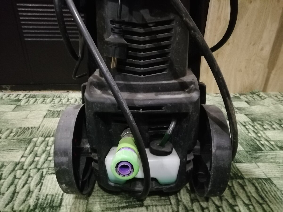 Фото емкости пеногенератора