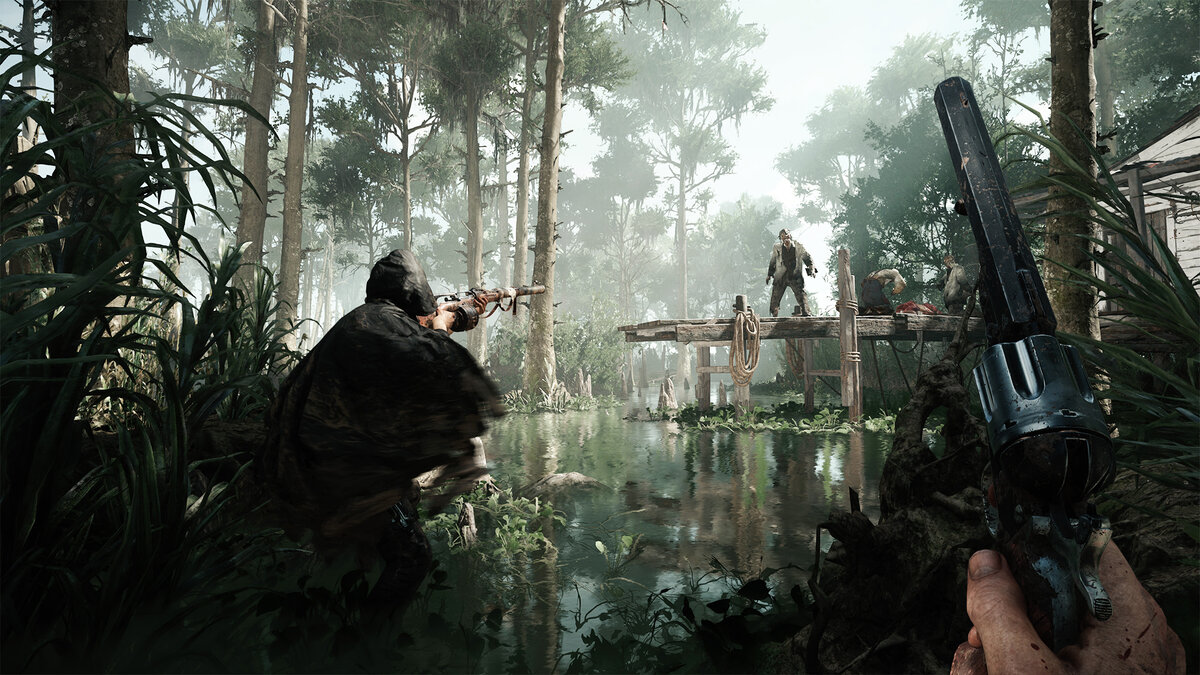 Hunt: showdown уникальная королевская битва, недооцененный проект, большенство о нем даже и не слышали. В этой статье попытаюсь вам рассказать свой положительный опыт в этой замечательной игре. Познакомься я с ней, после того как увидел большую скидку в Steam. Ну ладно думаю, 600р для игры у который очень качественный звук и хорошая графика это довольно таки не большие деньги. Механика в игре в принципе такая же как и у любой другой королевской битве, единственное исключение это то, что своего охотника ты можешь оставить в живых, просто уйти на эвакуацию. Ну и зона тут строится вокруг боссов и сбор подсказок сужает зону поиска. Большой выбор оружия начиная с обычных пистолетов и заканчивая топора и и саблями и кстати своего охотника в каждую игру ты собираешь так как тебе больше всего нравится играть, так же в игре есть большое количество перков, которые неплохо так тебе помогут . В хант есть несколько видов охотников, будь то сидячий с дробями охотник, снайпер или же динамичный, постоянно меняющий позицию стрелок, а ещё встречаются читеры в основном это китайцы. 
Начал я играть с двумя револьверами наганами, у меня с ними больше всего получалось, услышал на локации охотников, сел на корточки и ждёшь удобного момента или же ползешь к ним, чтобы избавиться от конкурентов на награду. Далее был небольшой опыт в игре на луках, но почему то мне не понравилось из за эффективной дистанции и не возможность вести стрельбу с противником, который прячется из-за заграждения. Но и больше всего мне понравилось играть на палках, это винтовки, в основном мне нравятся однозарядные, скорость потрона быстрая и урон хороший,а в поддержку беру ленточный револьвер и перк на быструю стрельбу. В целом я доволен своим опытом игры в хант и больше всего мне нравится играть с друзьями, ведь только в этом режиме вы встретите очень хорошую динамику ведения боя, если вы не сидуны кустовые конечно. 