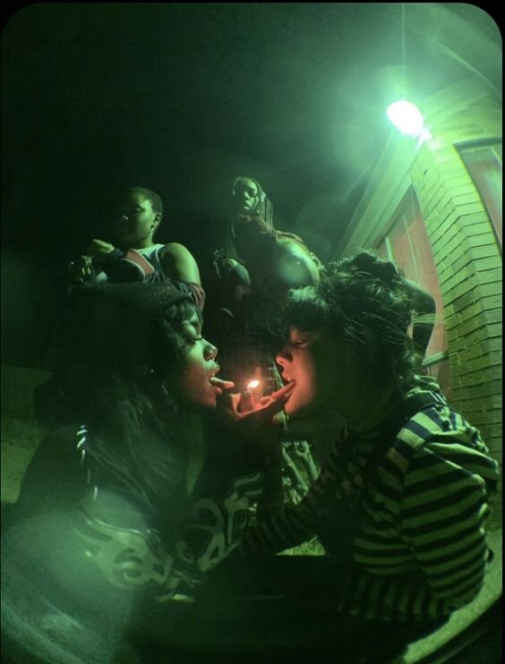 Особый расцвет аддиктивного поведения можно увидеть в среде подростков