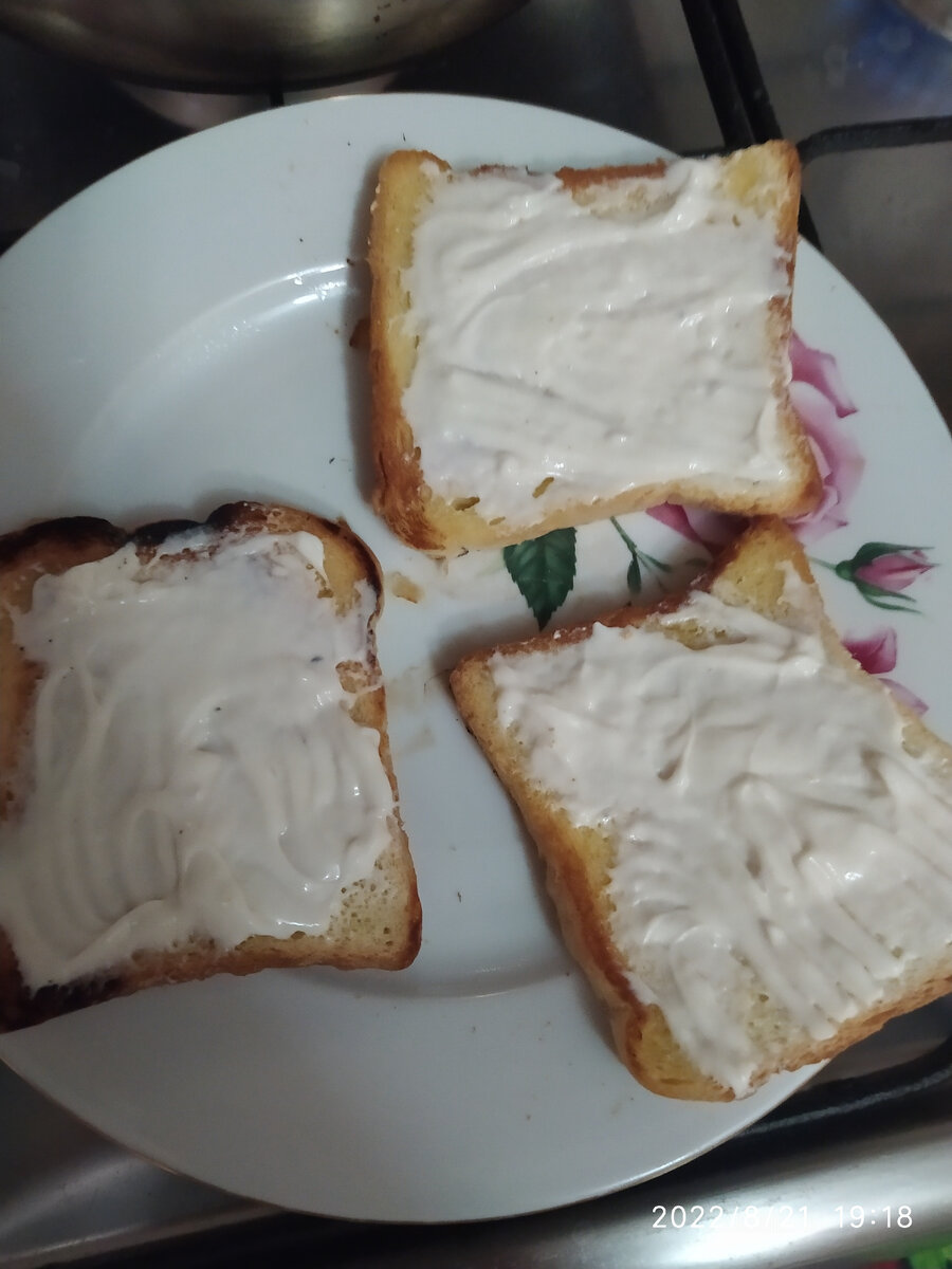 Намазка - обычный сливочный сыр.