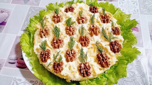 Салат с ананасом и курицей