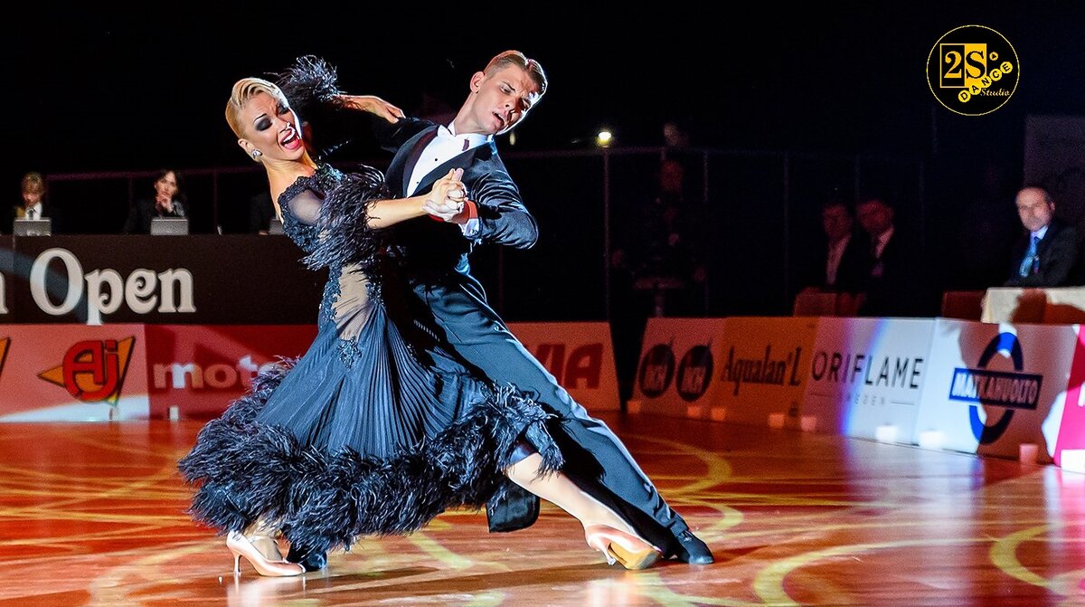 Спортивные бальные танцы