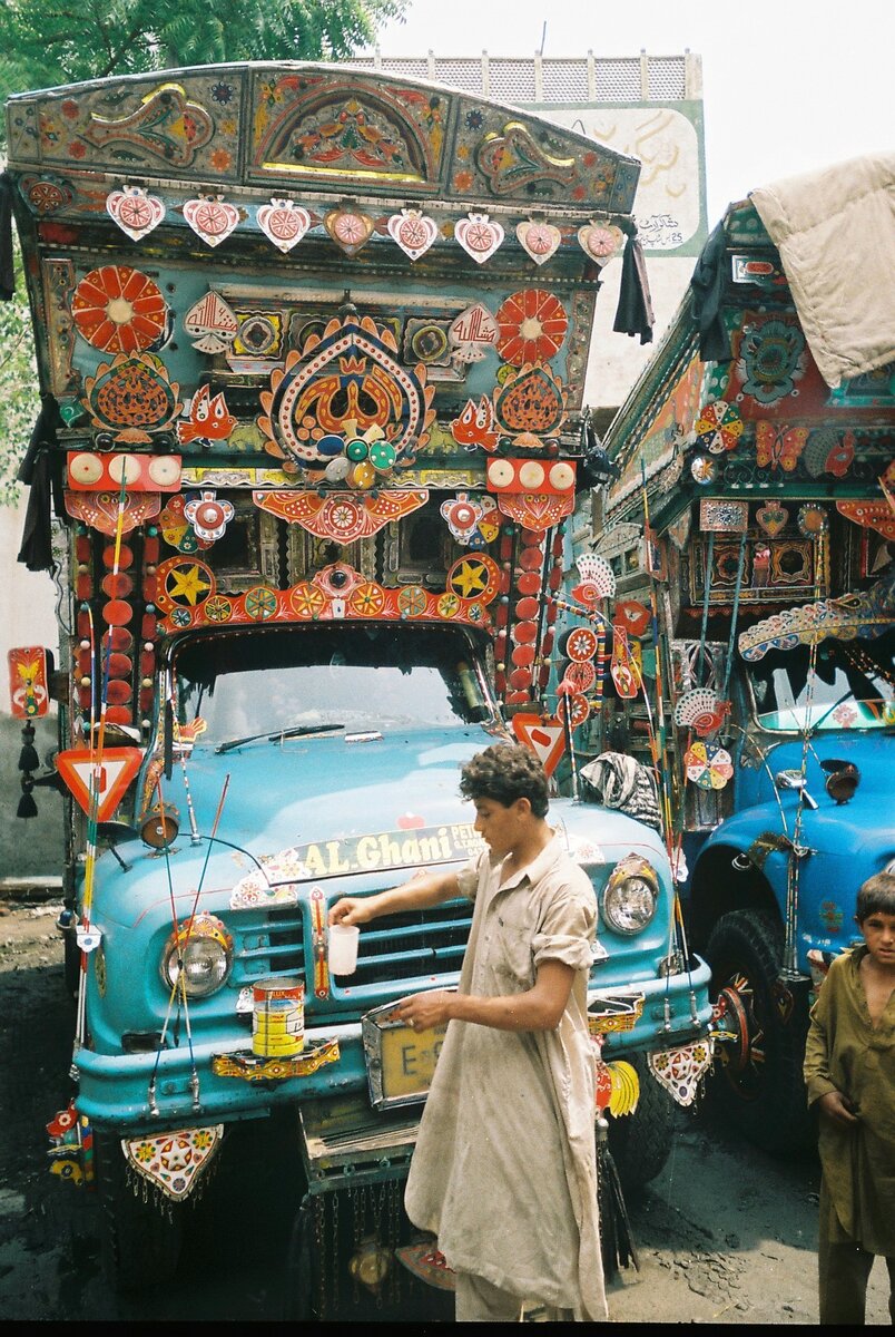 Прямо не грузовик, а произведение искусства!