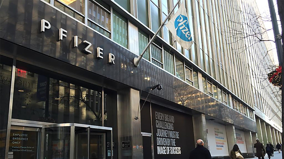 twitter.com/pfizer