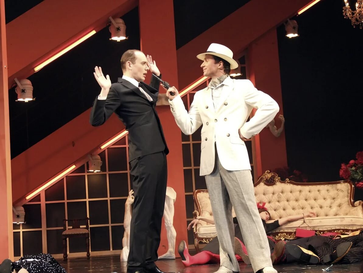 спектакль таланты и покойники с сергеем лазаревым. театр пушкина таланты и поклонники сергей лазарев. таланты и поклонники лазарев театр. таланты и покойники спектакль с лазаревым. таланты и покойники театр пушкина.