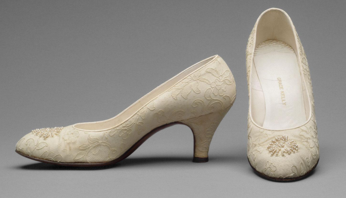 Свадебные туфли Грейс Келли, 1956. (с) Из коллекции Музея искусств Филадельфии