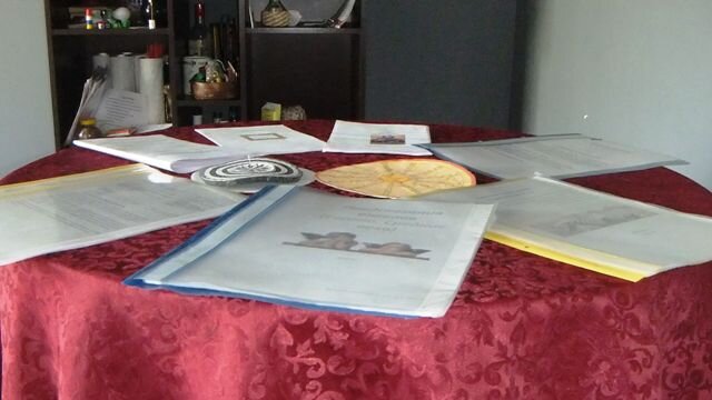 Фото автора. Книги - оракулы