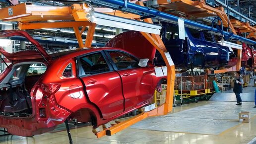 Китай скопировал наши Lada Vesta и Xray, получилось даже лучше