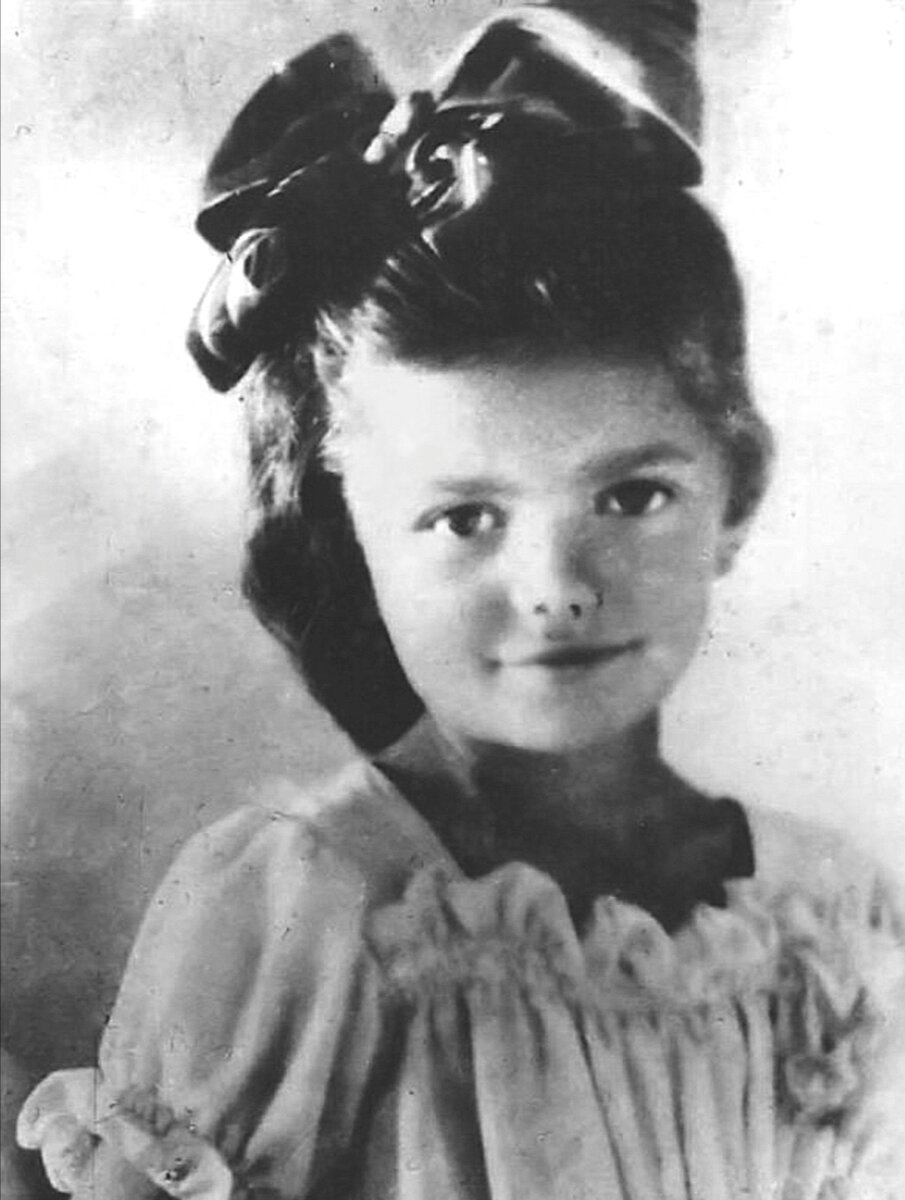 Адель Занегина 