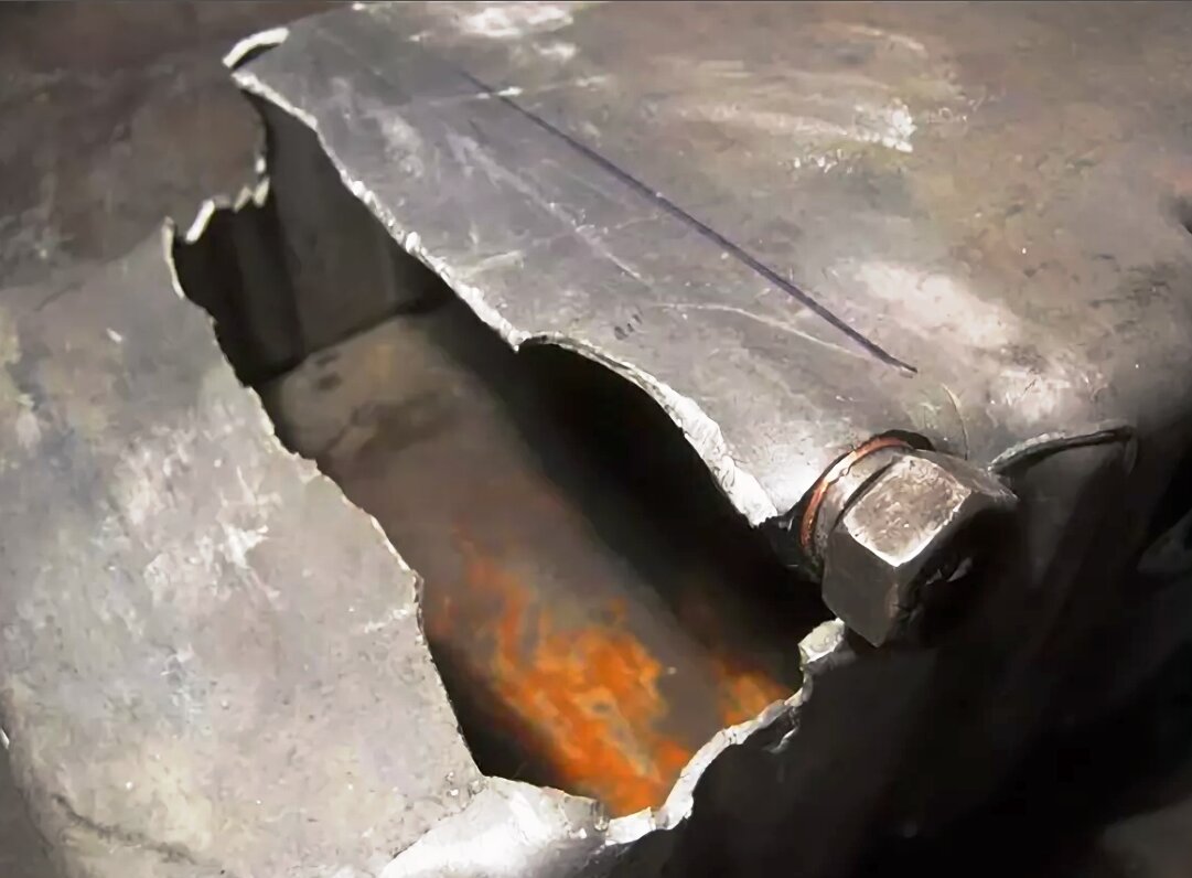 Как заделать трещины на поддоне двигателя автомобиля без сварки, и ...