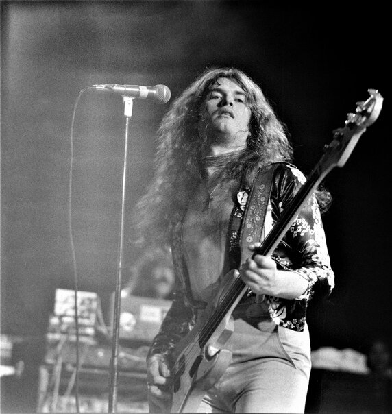 © Rene Veldhoen. Гленн Хьюз на концерте в 1975-м году.