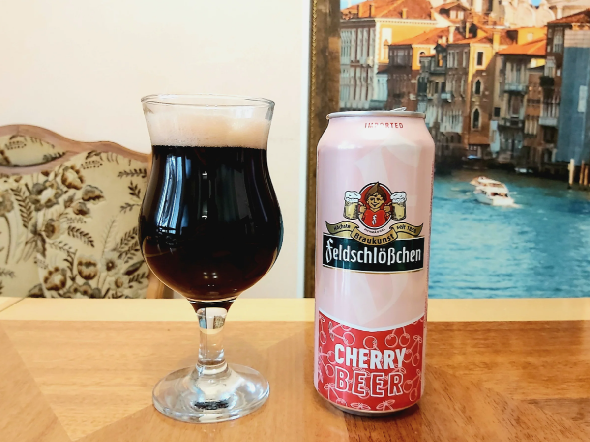 FeldscFeldschlosschen Cherry Beer, фото автораhlosschen Cherry Beer, фото автора