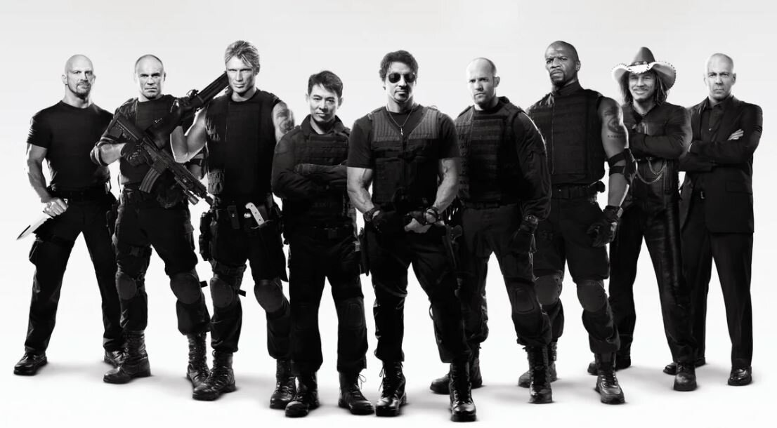 Удержатся ли четвертые "Неудержимые" в мировом прокате? Кассовые сборы серии мельчали с каждым фильмом, а предыдущая часть едва смогла окупить бюджет...