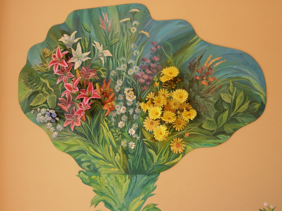 Фото автора. Тяглова Н.В. Декоративное панно "Цветы". Основная часть панно выполнена на оргалите.