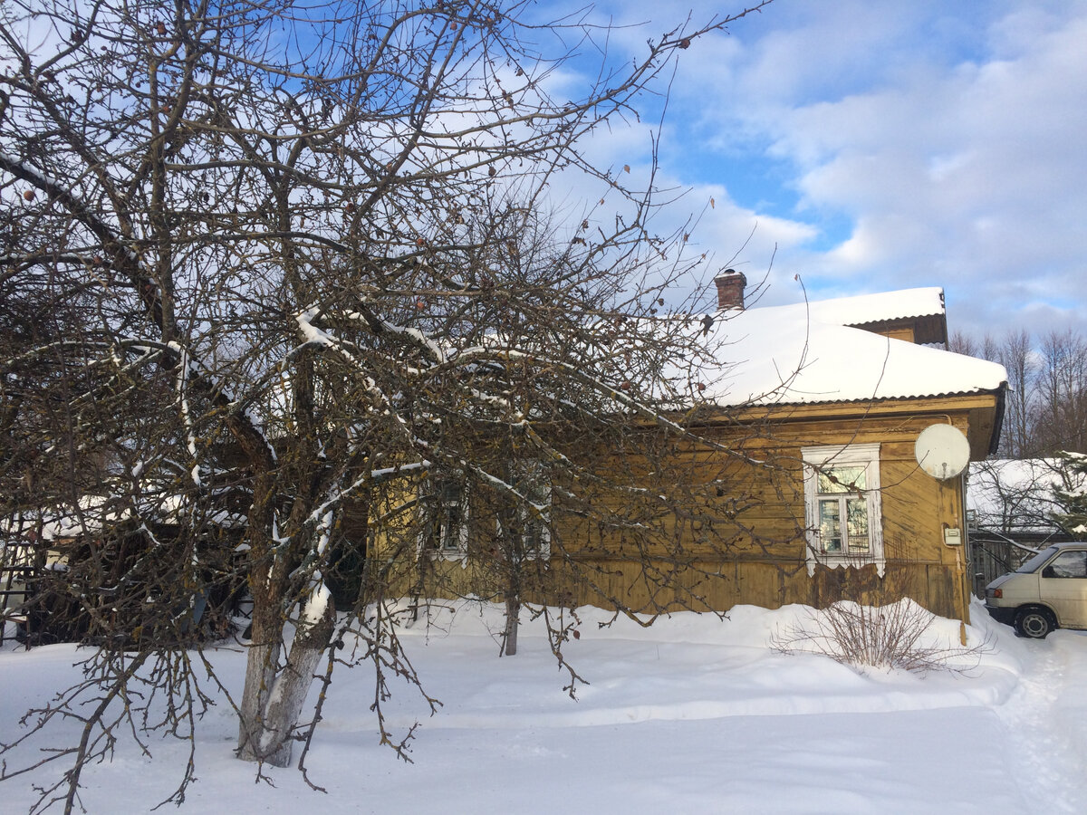 Наш старенький деревенский дом. Фото автора