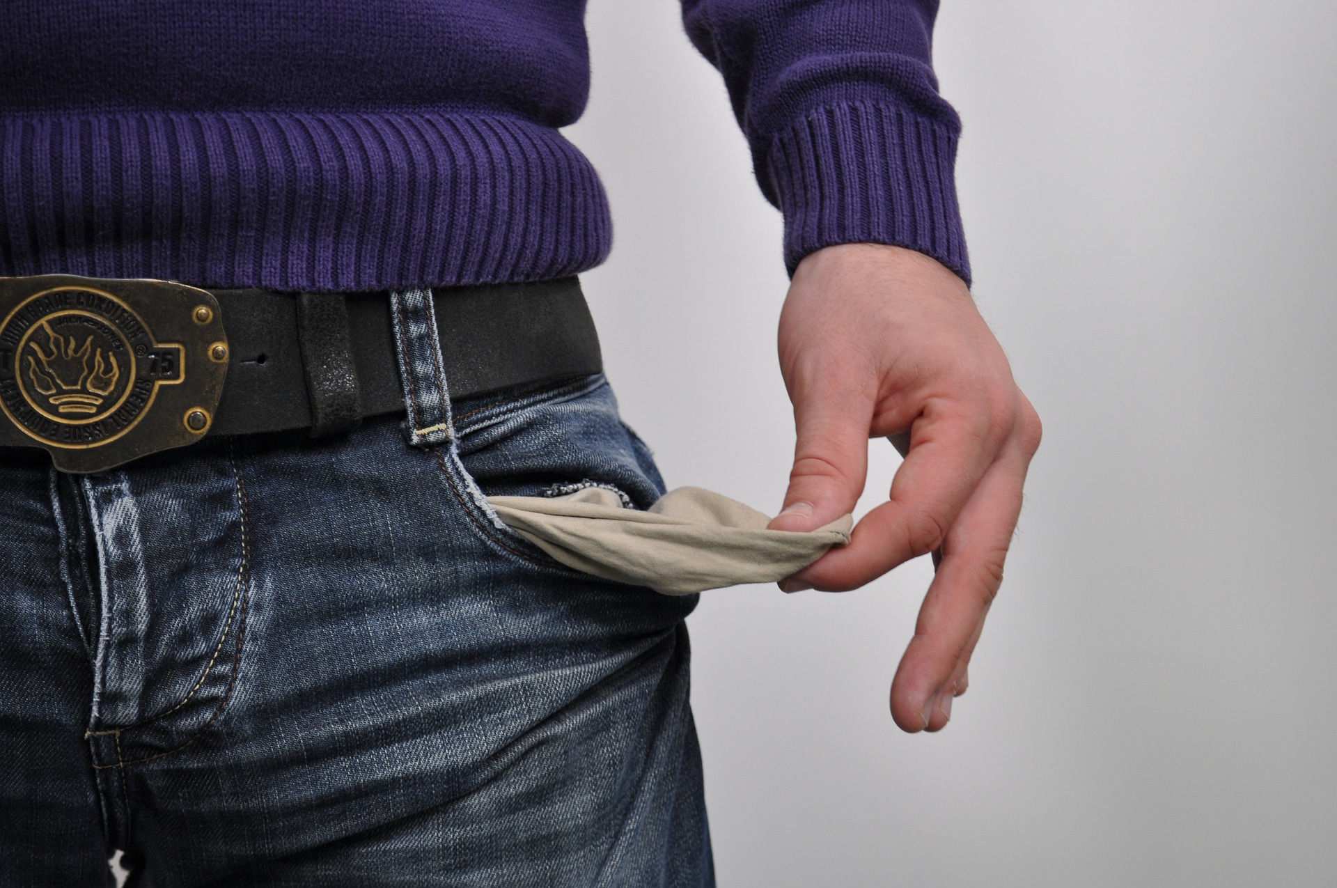 Почему работающие и пенсионеры почти все и всегда нищие1