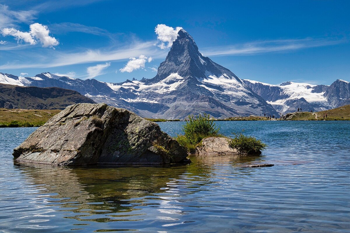 Горы Швейцарии. Источник: pixabay.com. Автор: pdimaria.