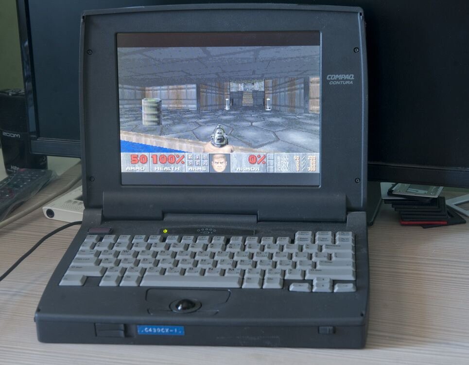 ноутбук из гравити фолз. Compaq laptop 1990. старый ноутбук приложение. 1991: apple powerbook 100. ноутбук toshiba 2023.