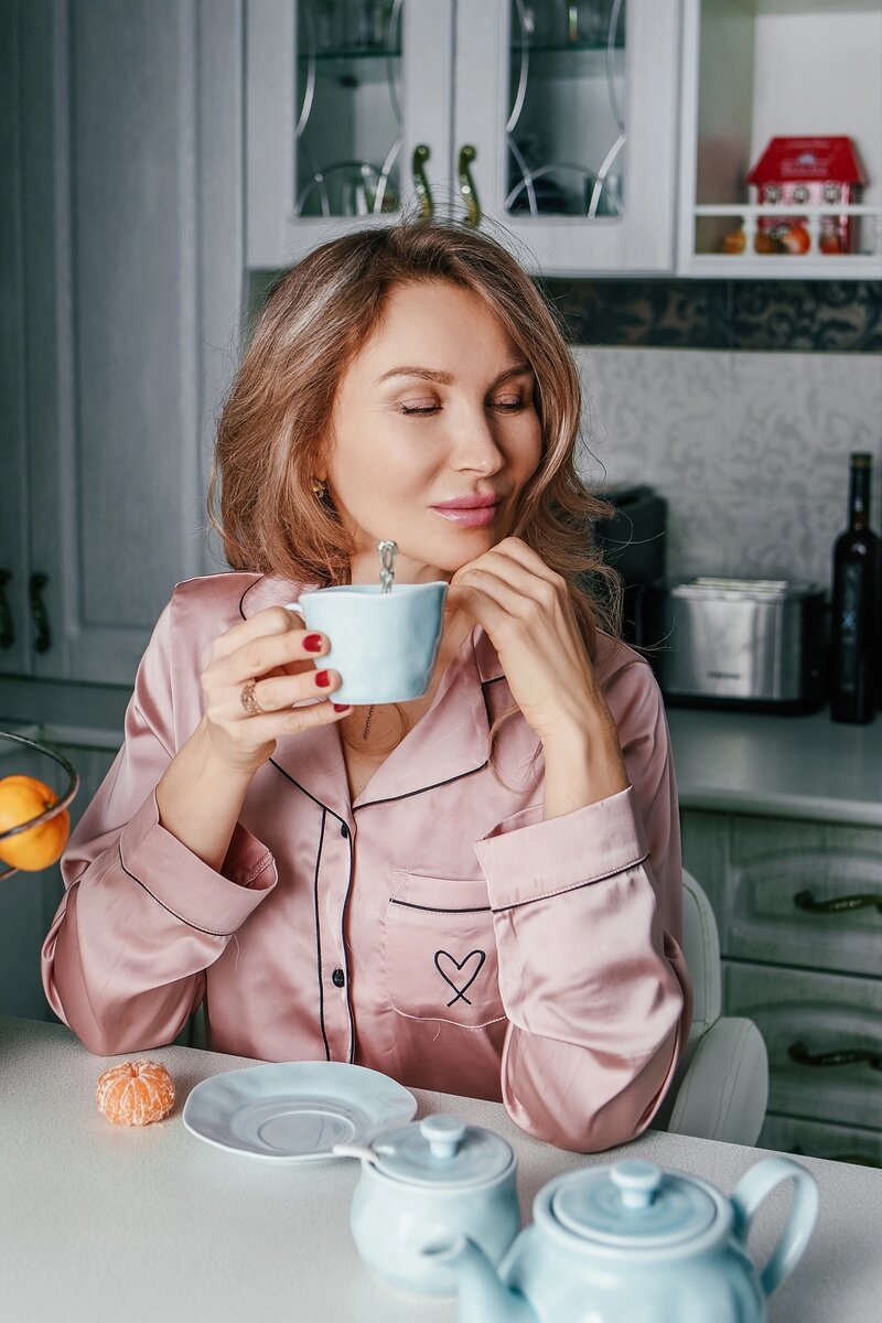 Поднять - подняли, а разбудить забыли:) 