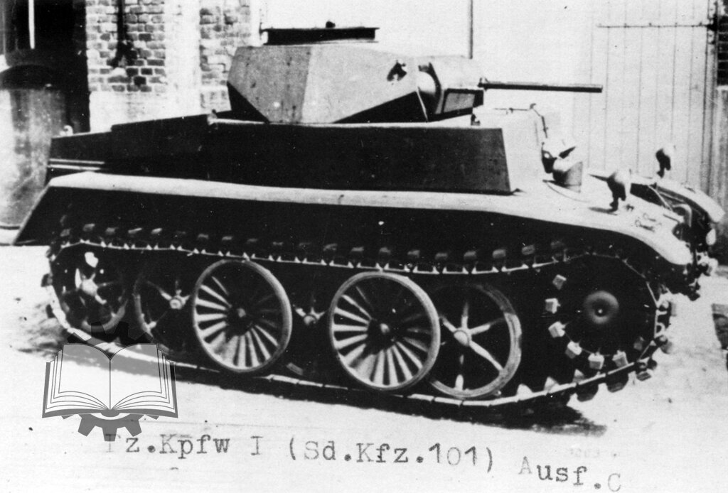 Один из шести опытных образцов VK 6.01. Ходовая часть в такой конфигурации прожила недолго.