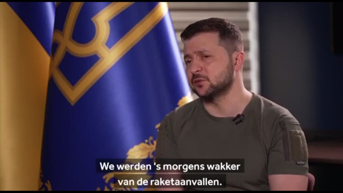 Ещё чуть-чуть и заплачет