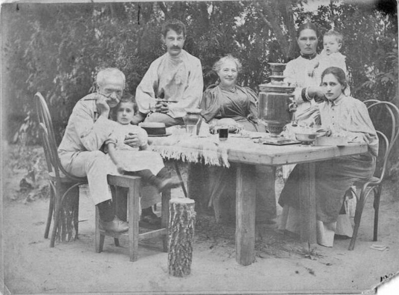 1896 г.