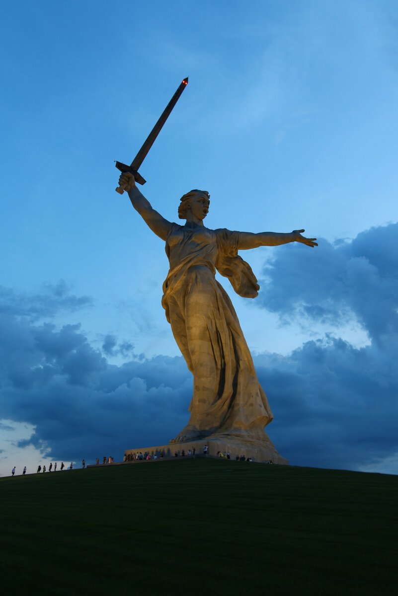 К этому фото не надо писать - в каком городе сделано