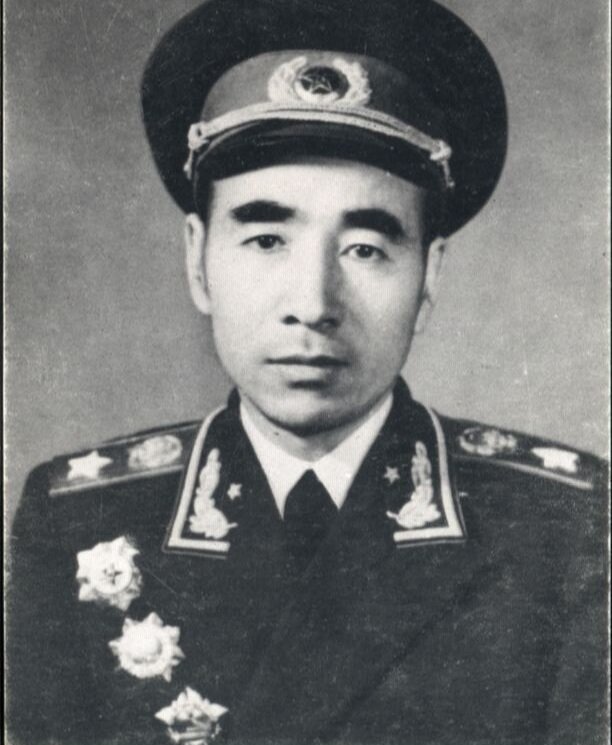 Бывший министр обороны Линь Бяо (5 декабря 1907 - 13 сентября 1971)