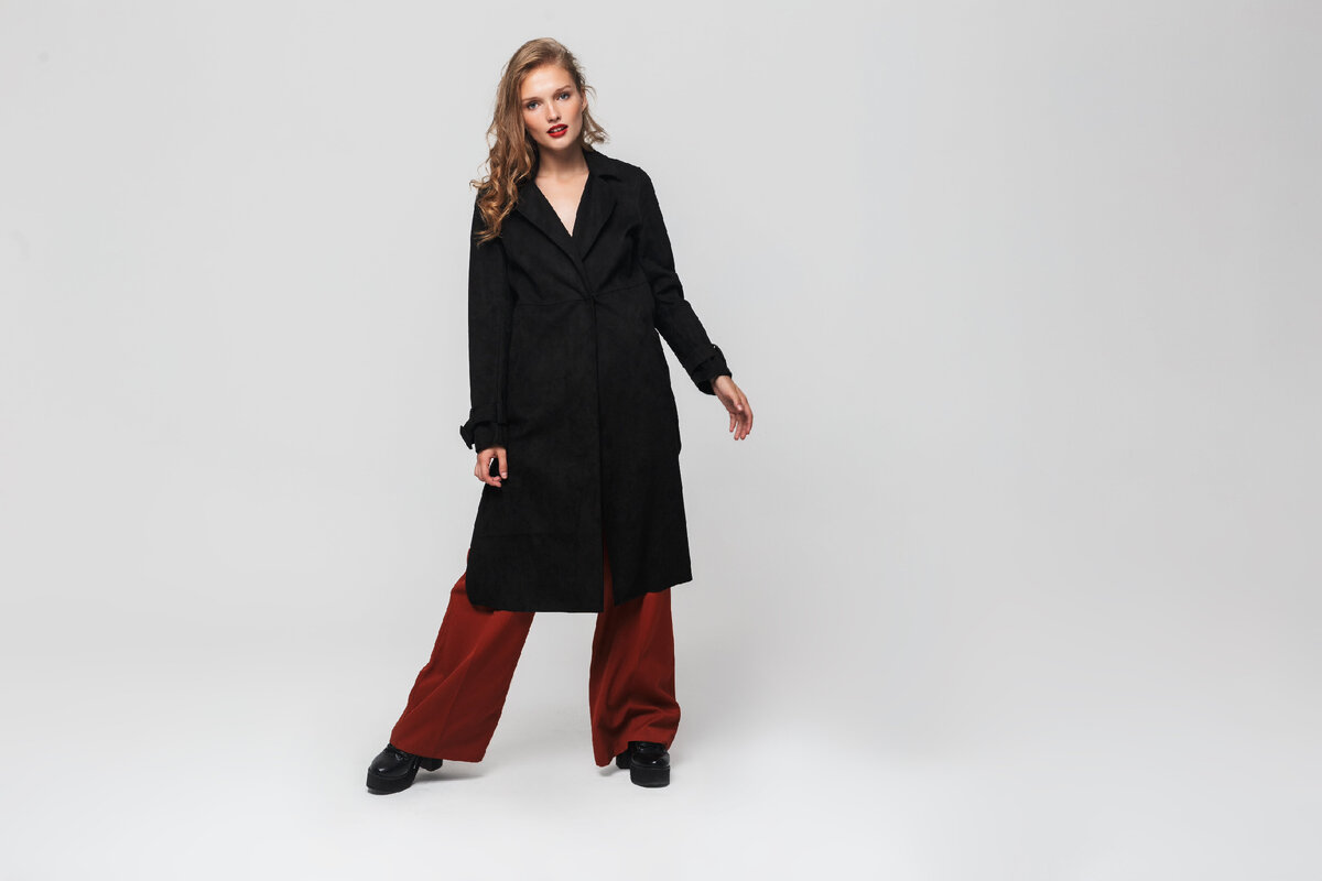 Какие женские брюки будут модными в 2022 году