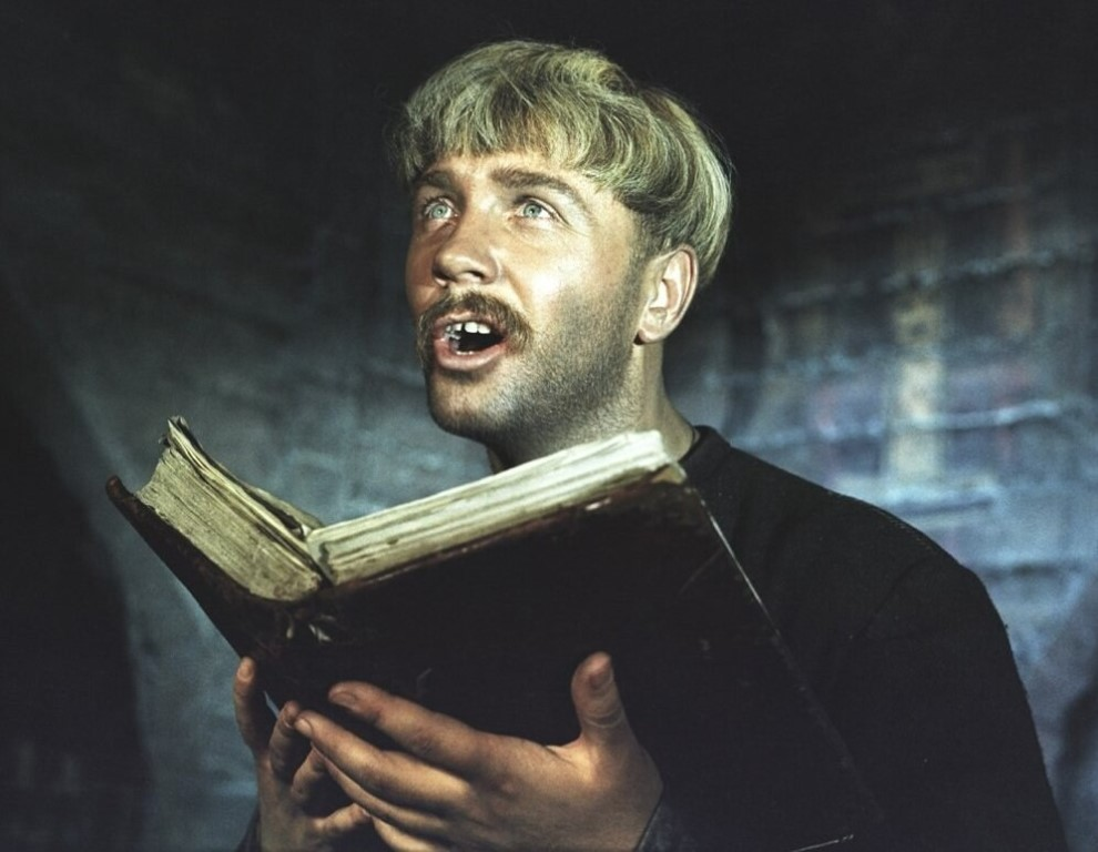 кадр из фильма "Вий"